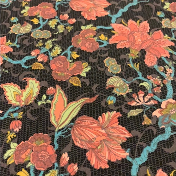 LuLaRoe Julia Dress Size S Floral pattern - Picture 2 of 2